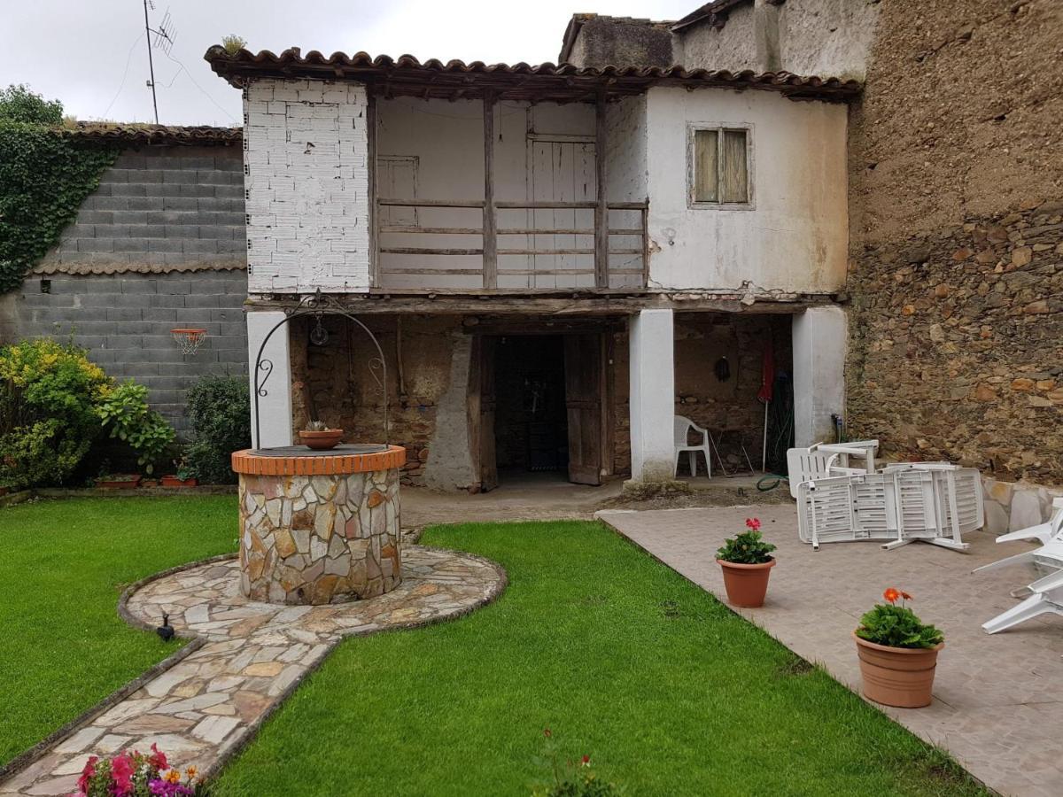 Mirador Del Castillo 蒙福特·德·莱蒙斯 外观 照片
